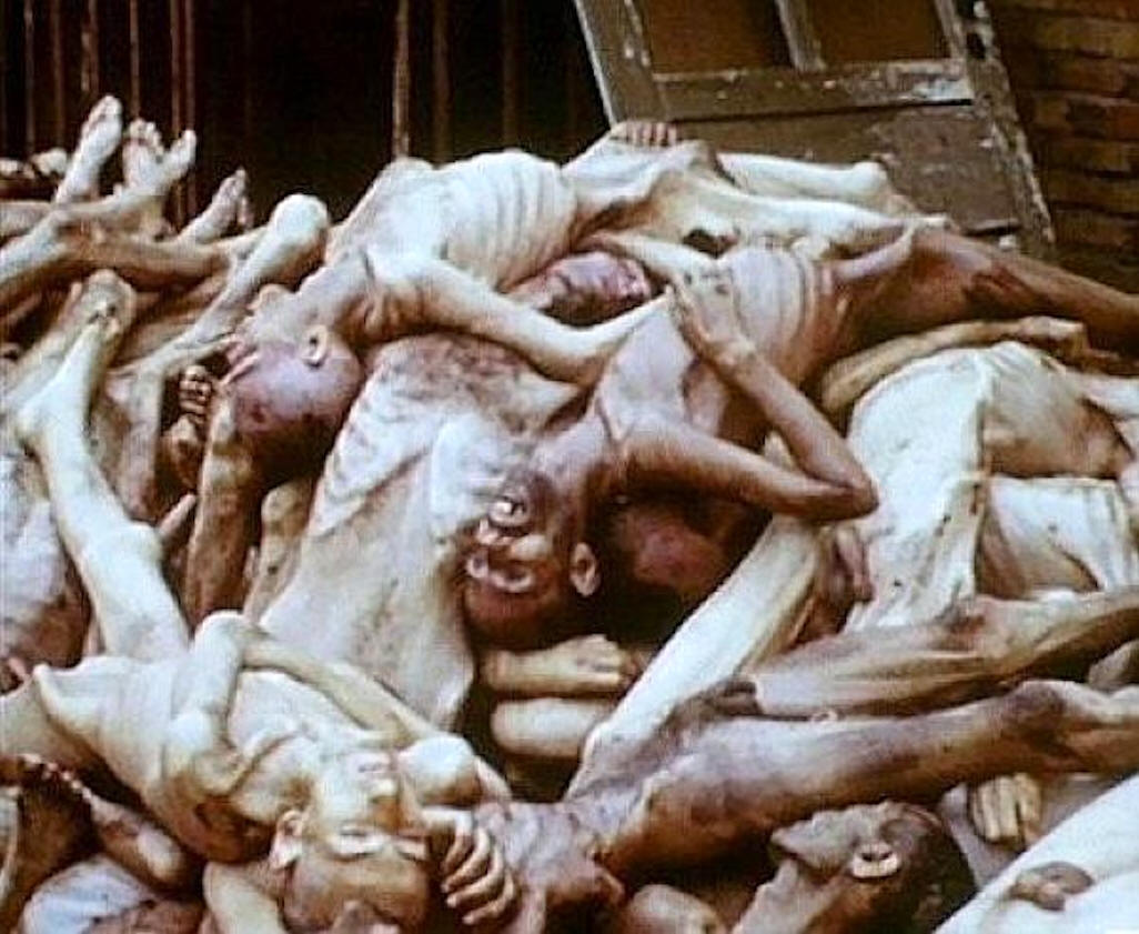 Bodies Auschwitz2